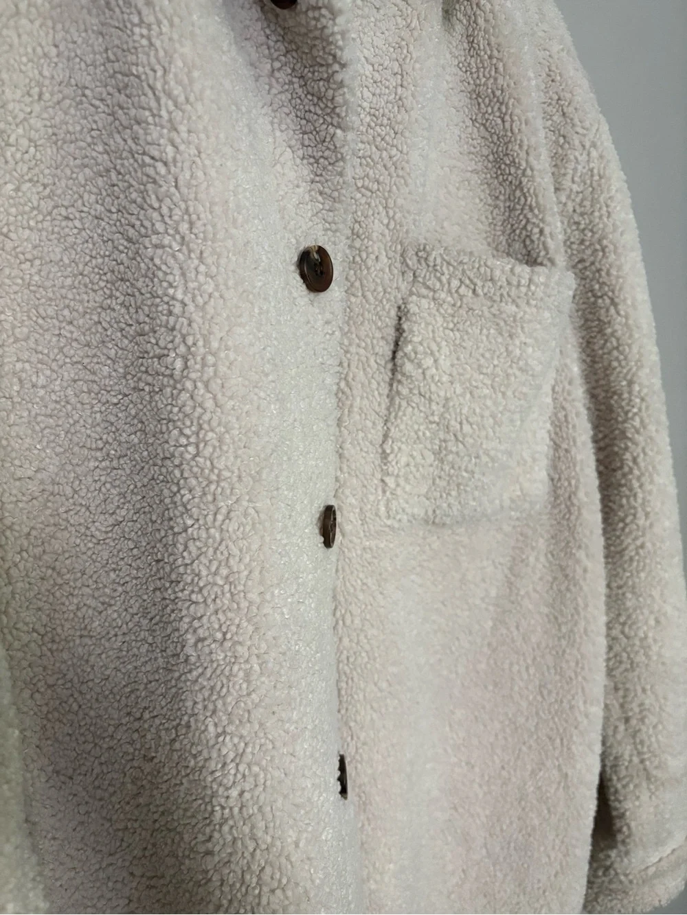 Industry Cream Faux Sherpa Shacket Jacket Medium Oversized Teddy Button Front